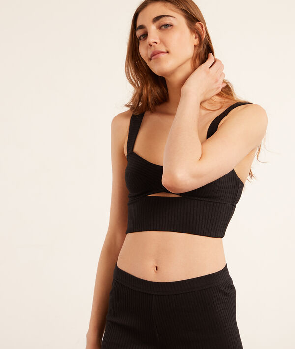 Crop top con aberturas Crop top con aberturas;${refinementColor}