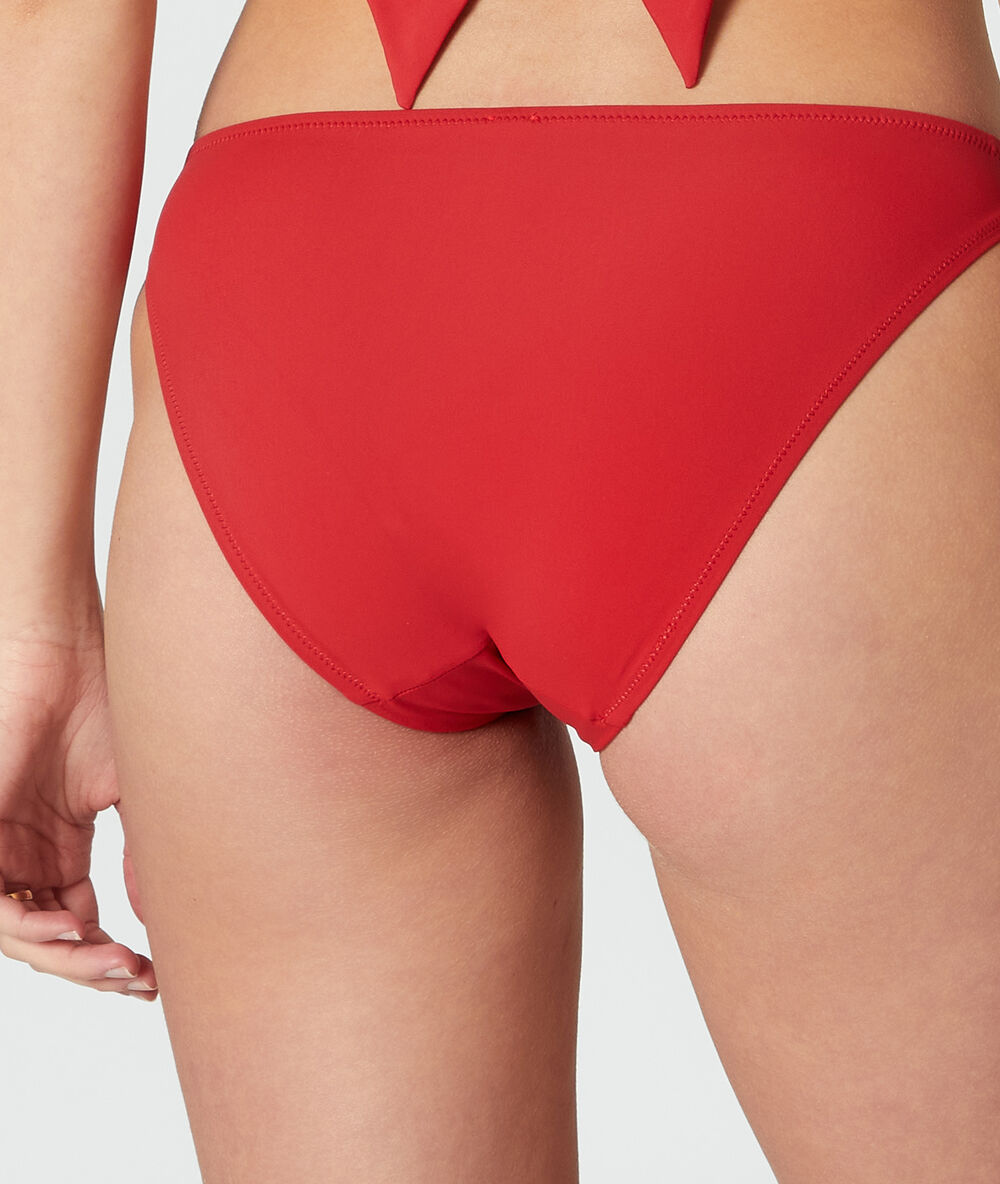 Braguita bikini lisa rojo.