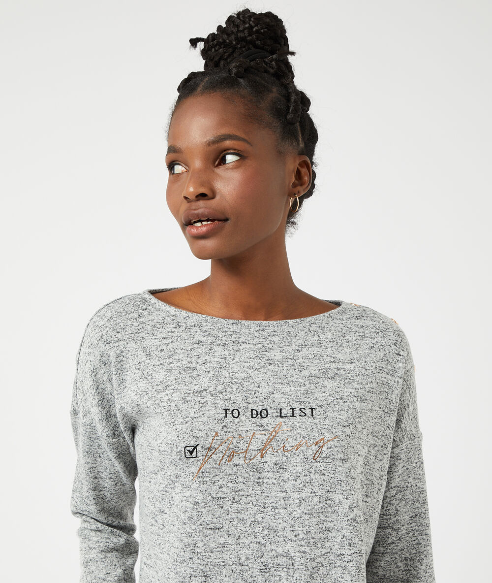 Camiseta manga larga con mensaje c.gris.