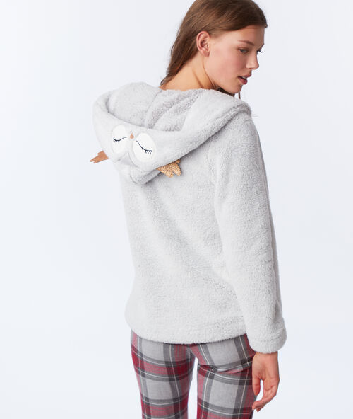 Chaqueta tejido peluche búho gris.
