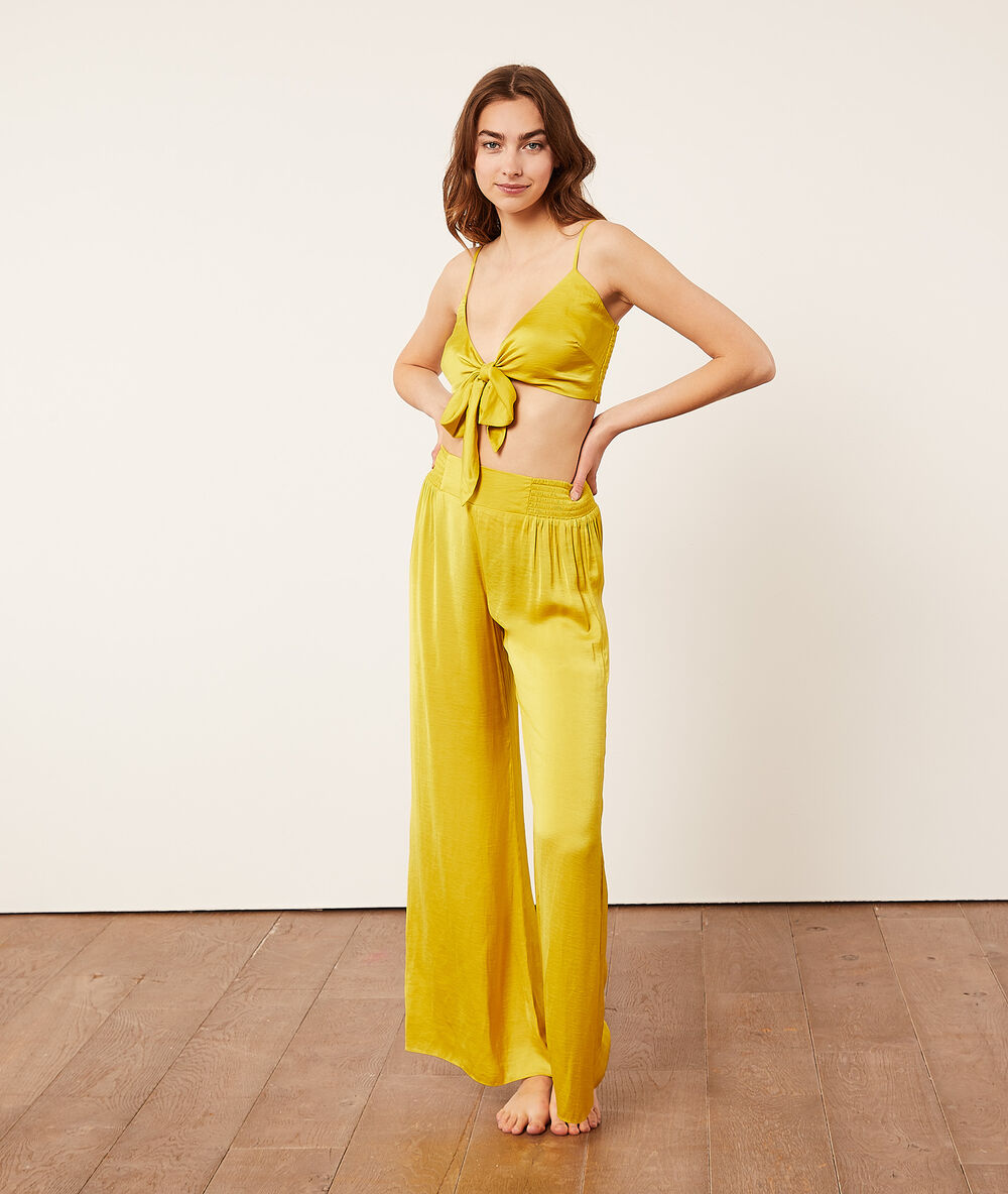 Top multiposiciones amarillo.