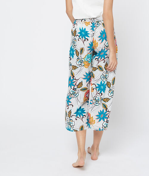 Pantalón capri estampado floral Pantalón capri estampado floral