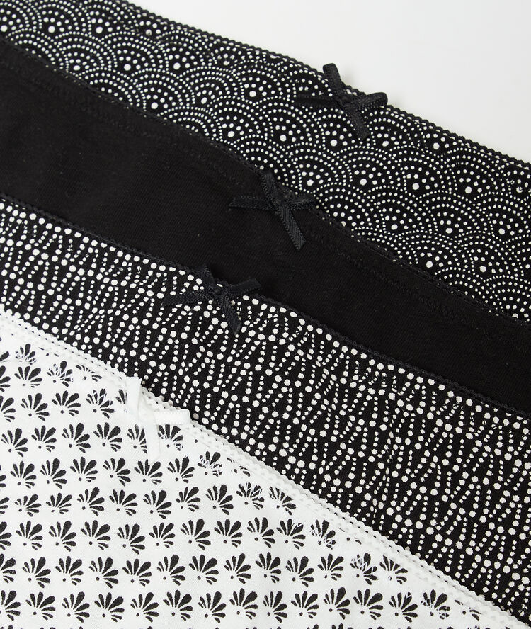 Lote de 4 tangas de algodón negro.