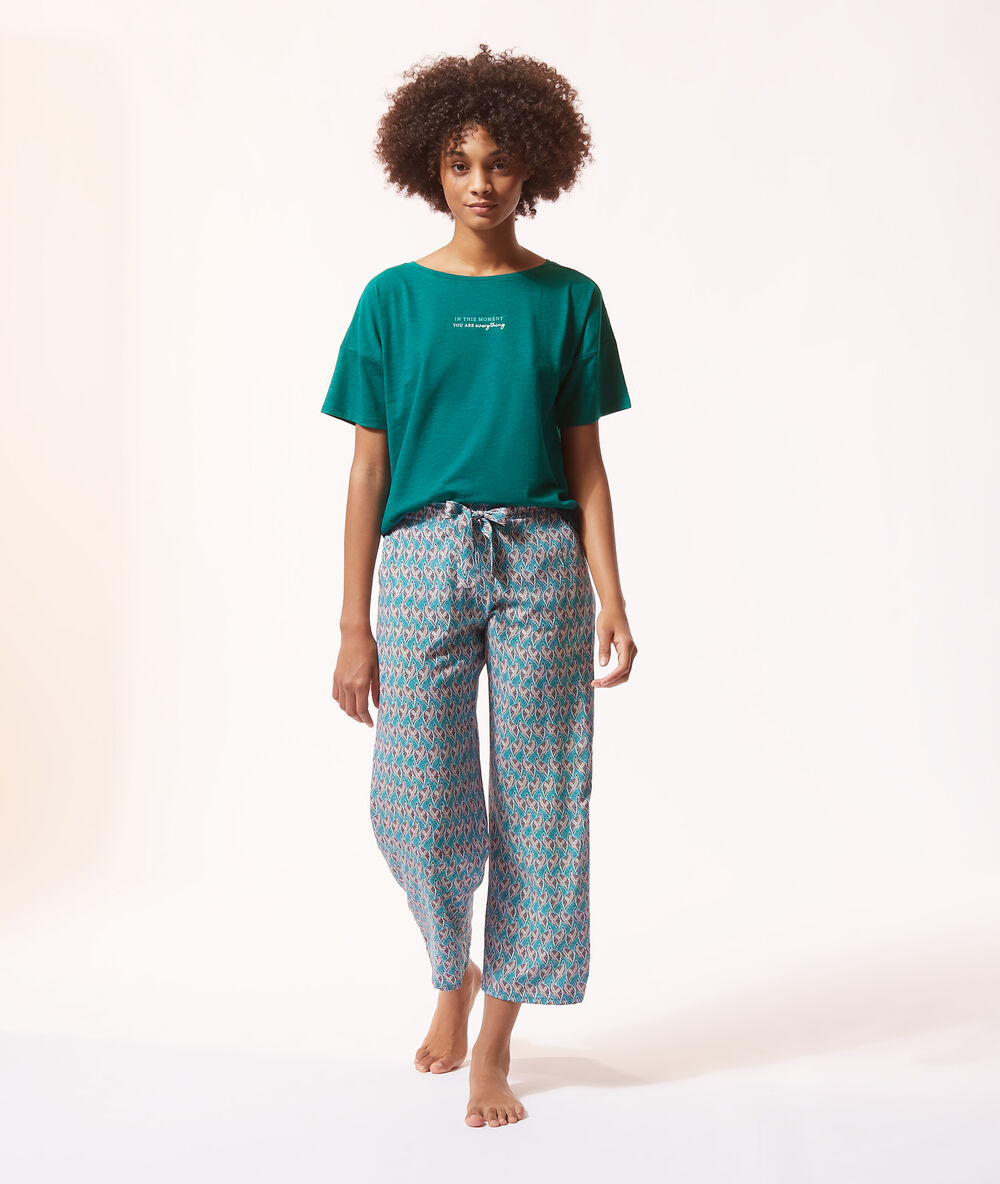 Pantalón 7/8 ancho verde.