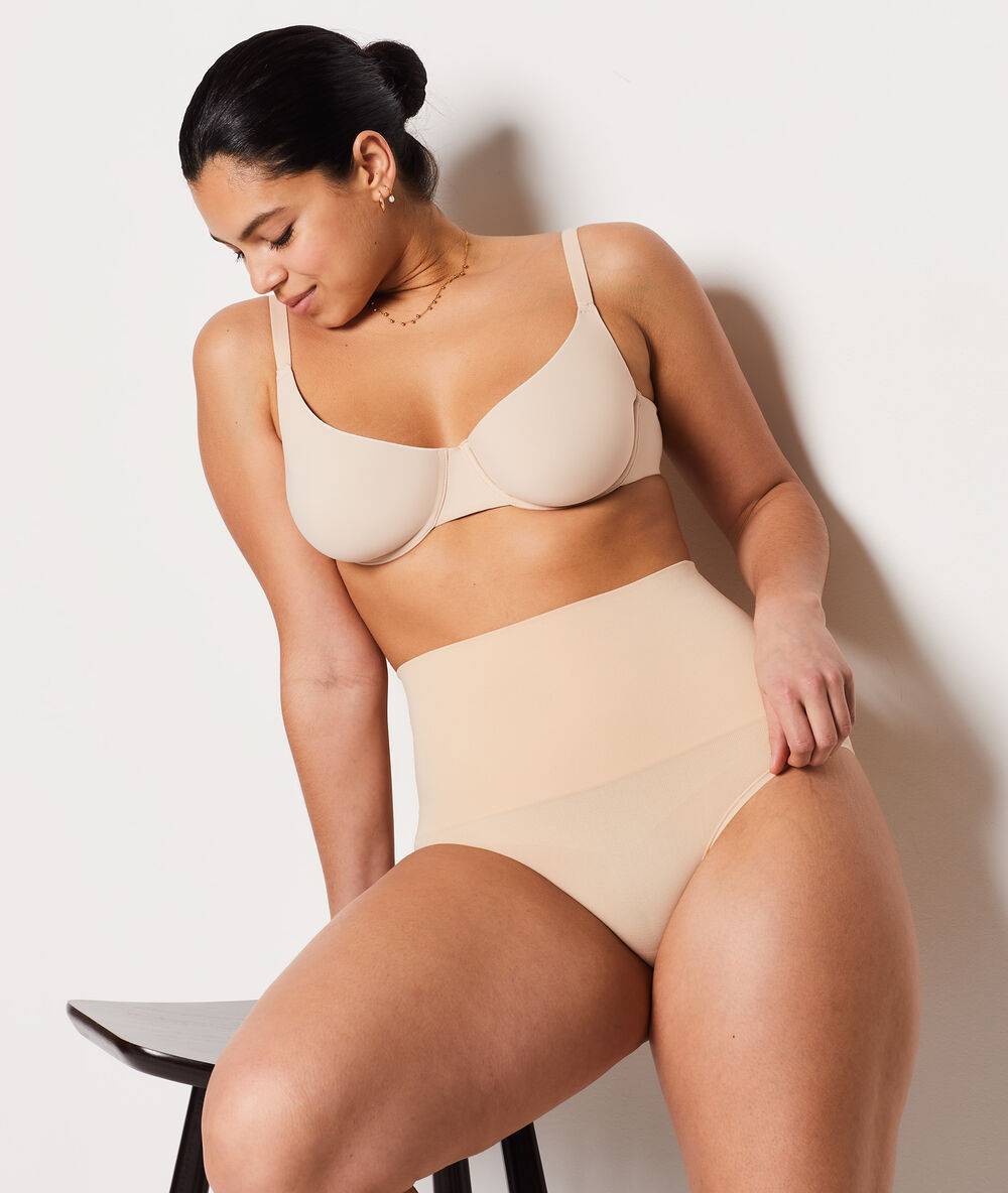 Braguita talle alto. sujeción media c.beige.