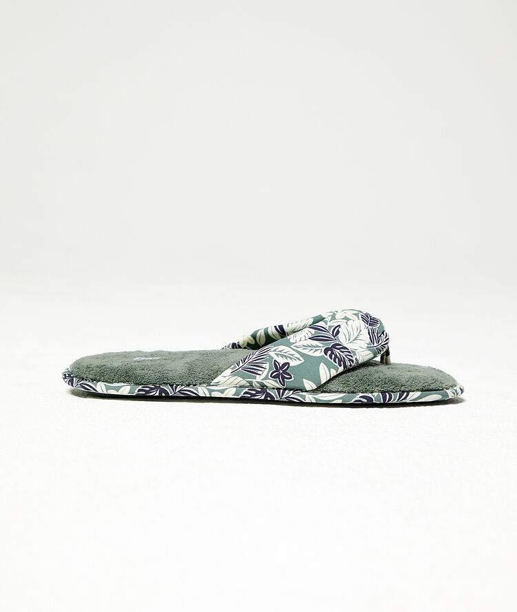 Zapatillas estampado de hojas verde.