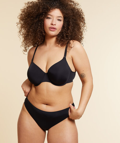 Sujetador sin relleno moldeador de microfibra liso. copa e negro.