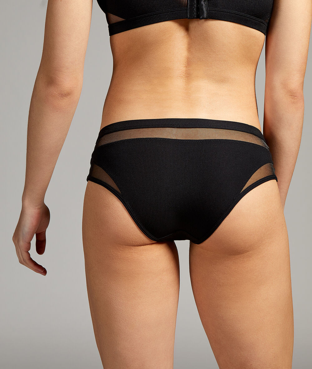 Culote de microfibra negro.