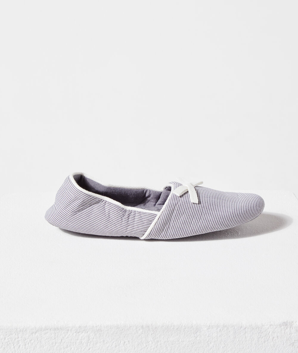 Zapatillas plegables c.gris.
