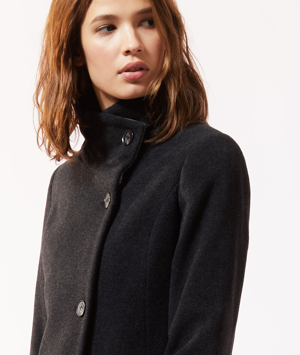 Abrigo con cuello chimenea c.gris jaspeado.