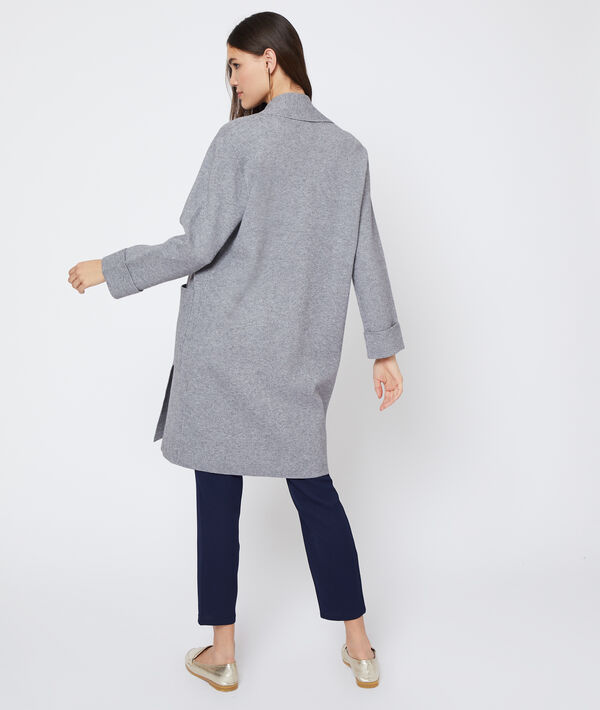 Chaqueta larga de tejido suave Chaqueta larga de tejido suave