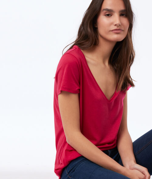 Camiseta lisa escote en V Camiseta lisa escote en V
