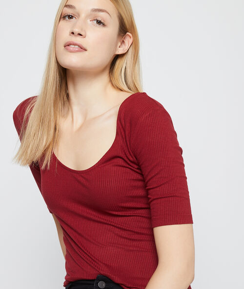 Camiseta acanalada espalda escotada Camiseta acanalada espalda escotada