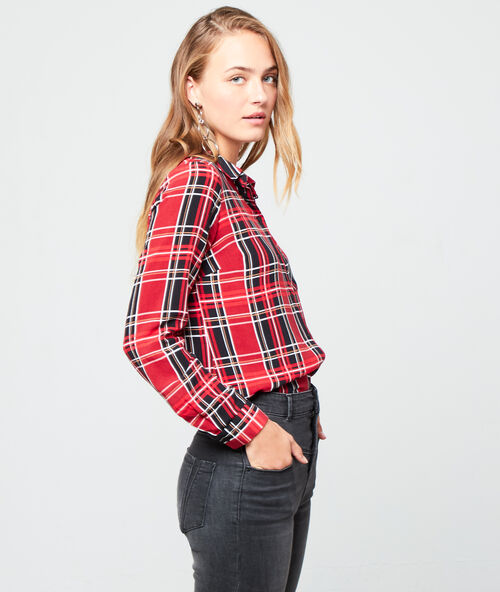 Camisa estampado tartán carmín.