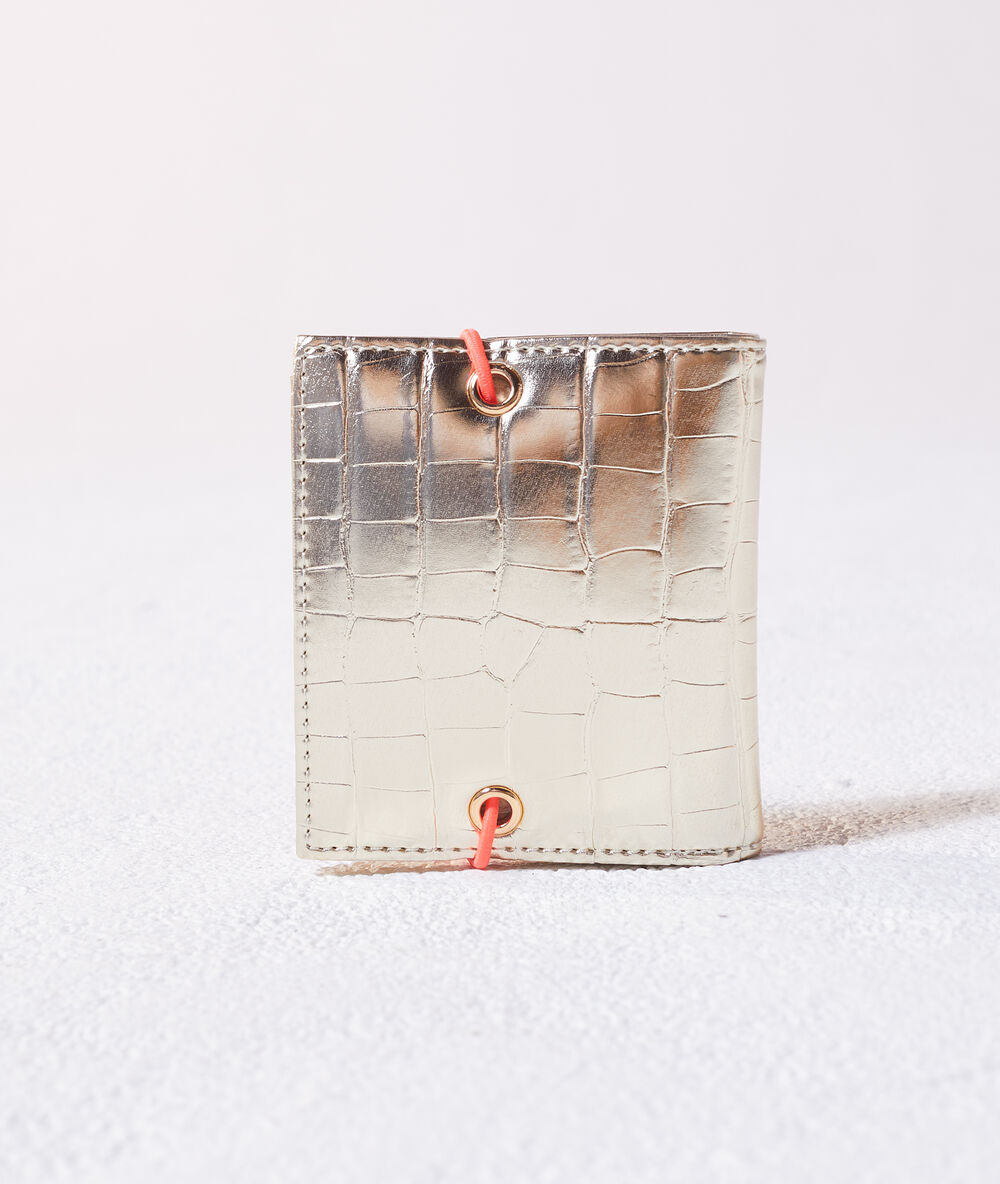 Cartera piel efecto cocodrilo negro.