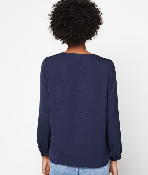 Blusa abotonada cuello en V Blusa abotonada cuello en V