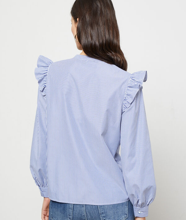 Camisa con volantes y rayas Camisa con volantes y rayas