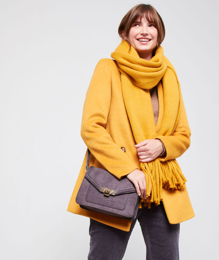 Bolso bandolera efecto serpiente marrón.