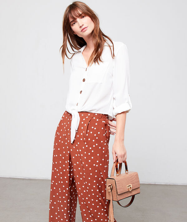 Blusa de botones tipo ámbar Blusa de botones tipo ámbar