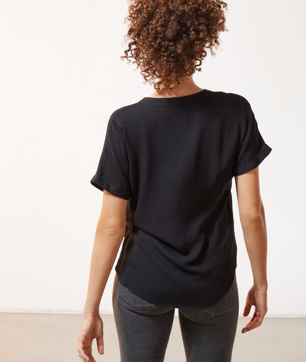 Blusa cuello tunecino Blusa cuello tunecino