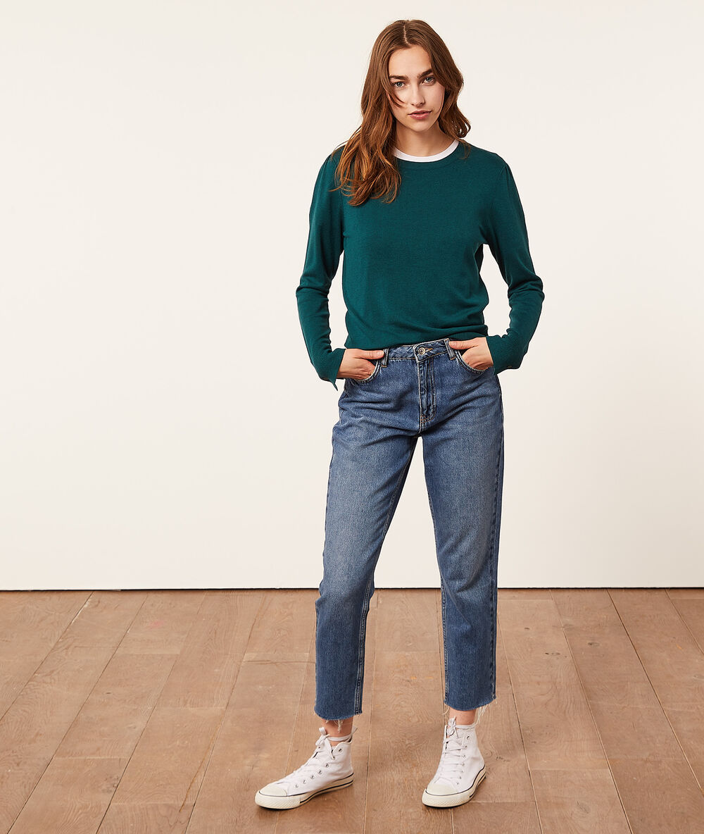 Jersey de punto fino verde.