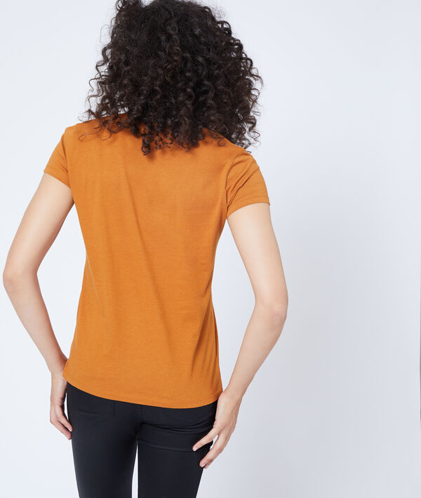 Camiseta cuello en V de algodón Camiseta cuello en V de algodón
