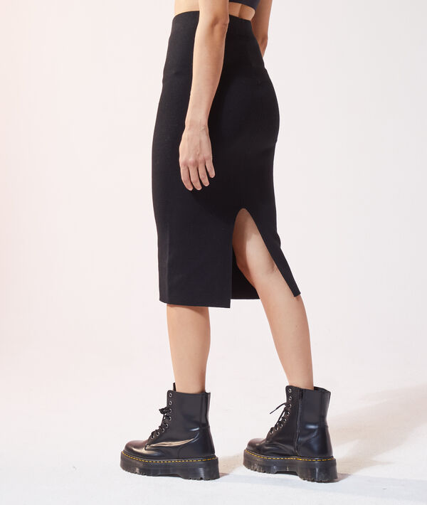 Jupe fendue en maille fine Jupe fendue en maille fine