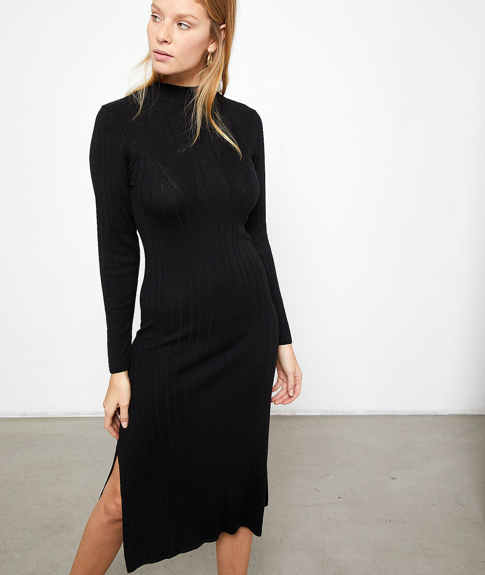 Vestido jersey acanalado negro.