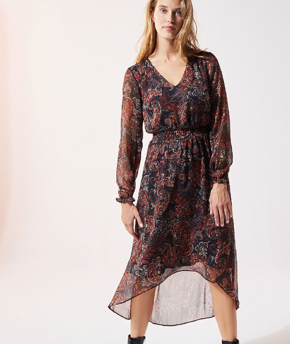 Robe imprimée col v noir.