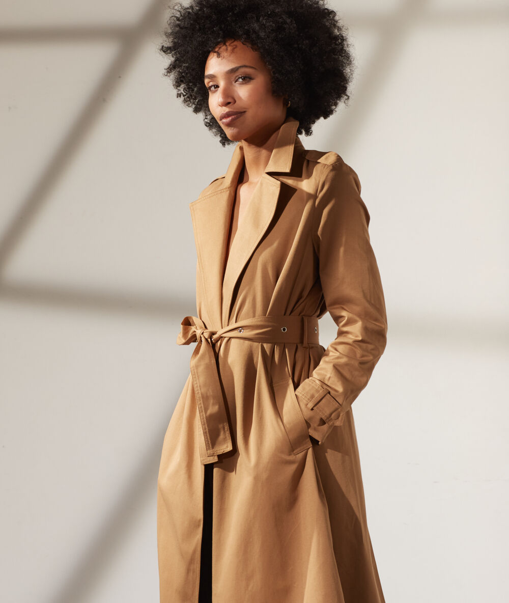 Gabardina con cinturón c.camel.
