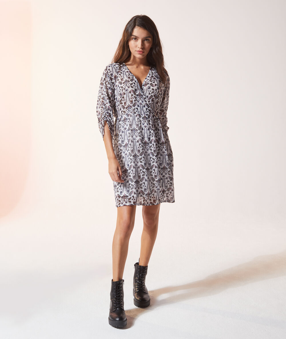 Robe courte imprimée fleurie ecru.