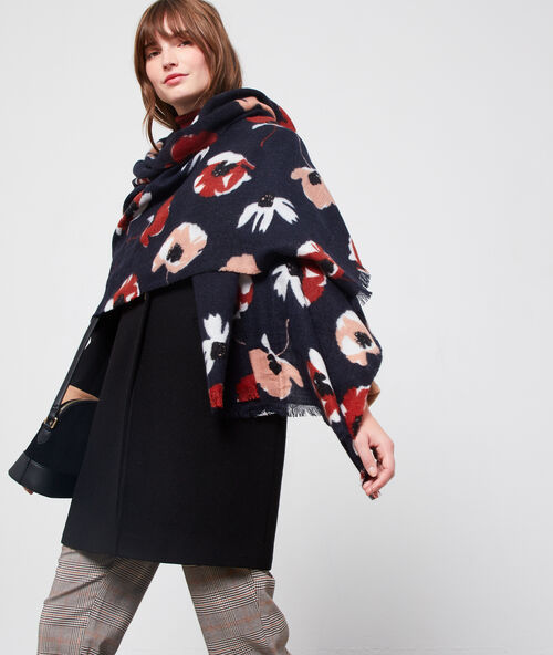 Bufanda estampado floral azul marino.