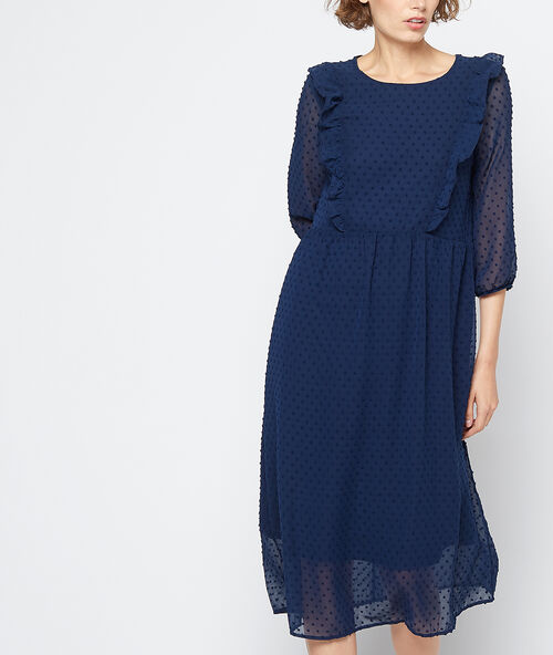Vestido largo de plumetis azul.