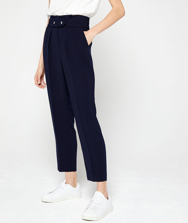 Pantalón alto con cinturón Pantalón alto con cinturón