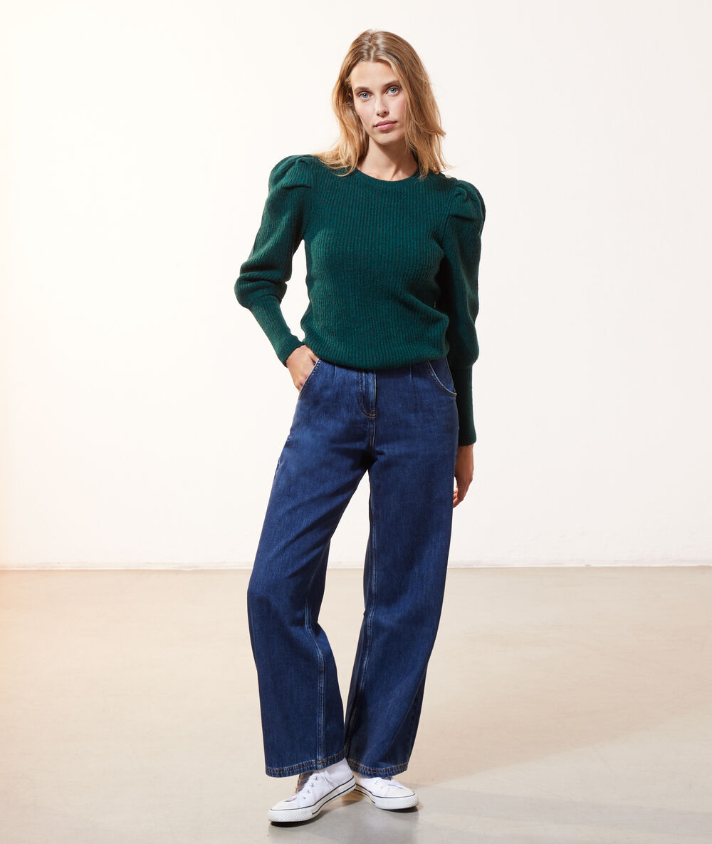 Pantalón vaquero ancho azul.