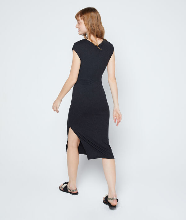 Vestido ajustado y ceñido Vestido ajustado y ceñido