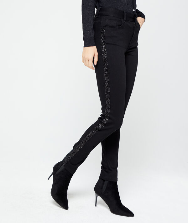 Pantalón ajustado con bordes metalizados Pantalón ajustado con bordes metalizados