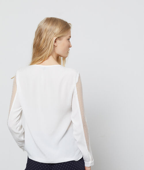 Blusa ajustada con encaje guipur Blusa ajustada con encaje guipur