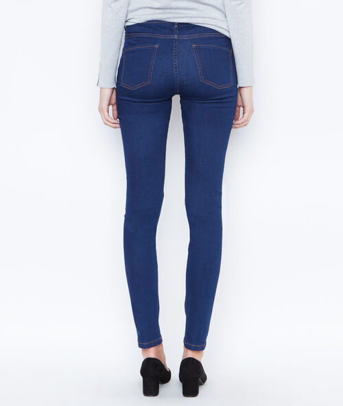Vaquero ajustado denim.