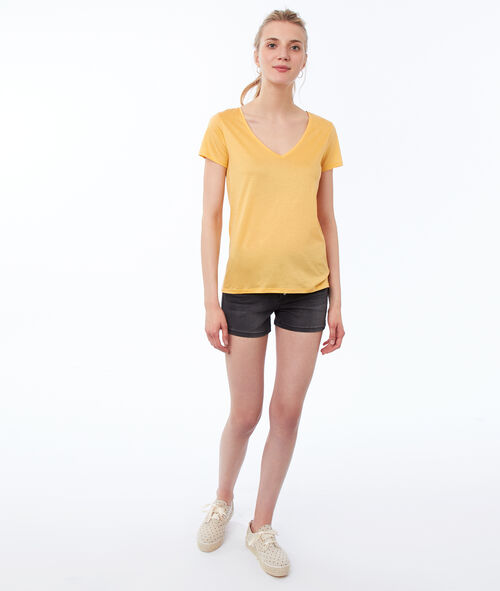 Camiseta lisa escote en V Camiseta lisa escote en V