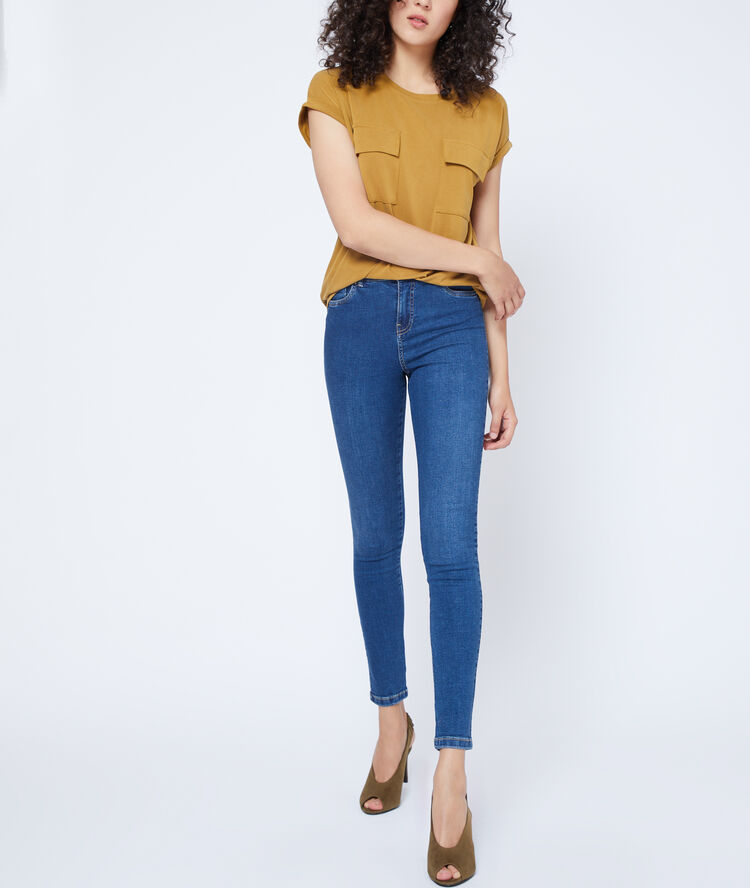Vaquero ajustado denim.