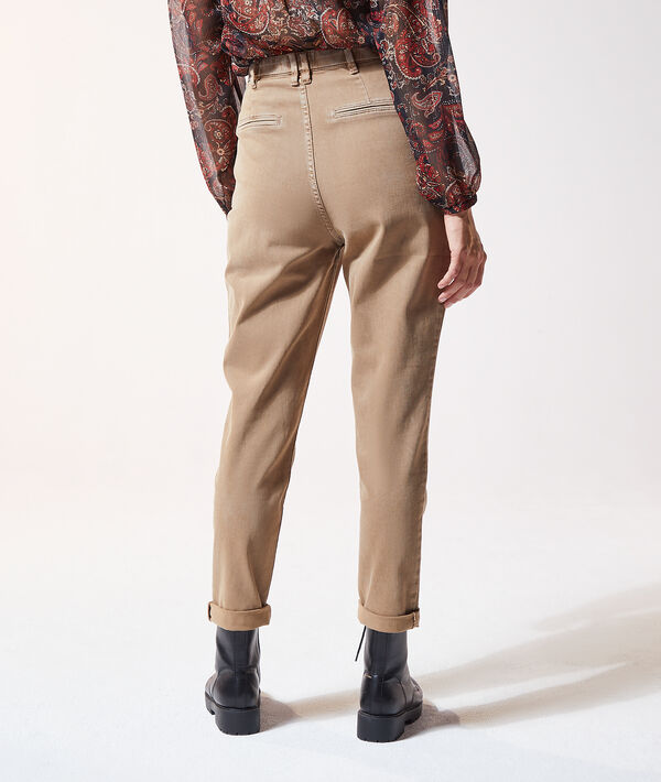 Pantalón zanahoria Pantalón zanahoria