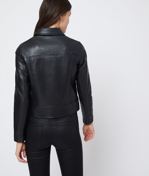 Blusa de motera en polipiel Blusa de motera en polipiel