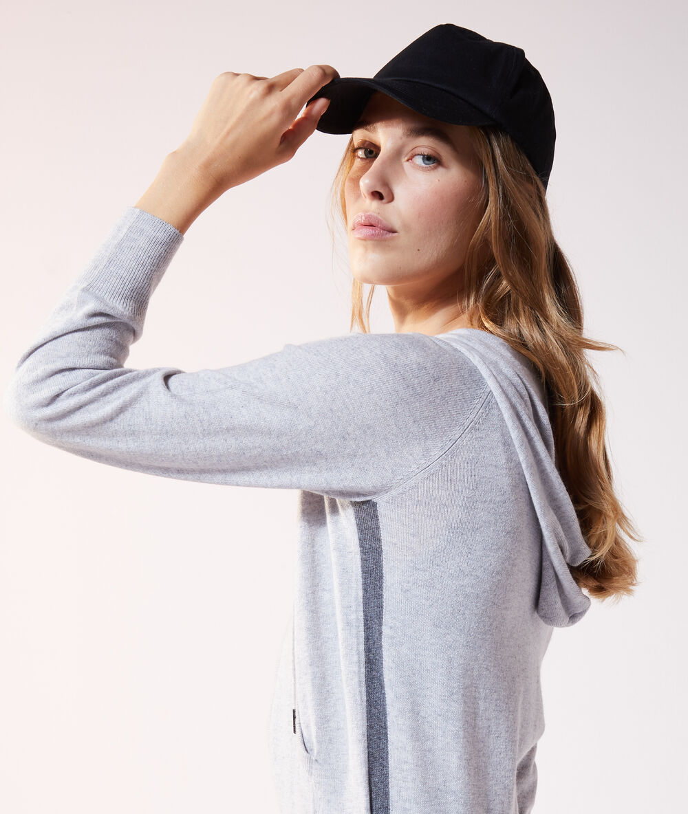 Chaqueta con capucha jaspeada c.gris jaspeado claro.