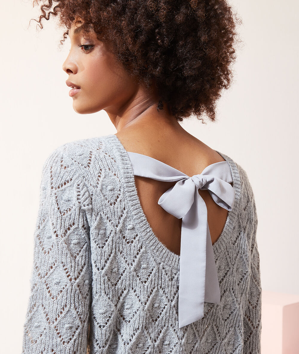 Pull maille pointelle noué au dos gris chine.