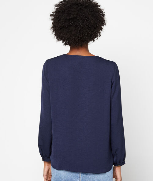 Blusa abotonada cuello en V Blusa abotonada cuello en V