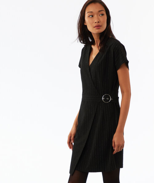 Vestido con cinturón raya diplomática fibras metalizadas Vestido con cinturón raya diplomática fibras metalizadas