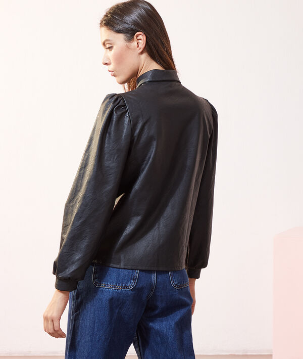 Chemise manches bouffantes effet cuir Chemise manches bouffantes effet cuir