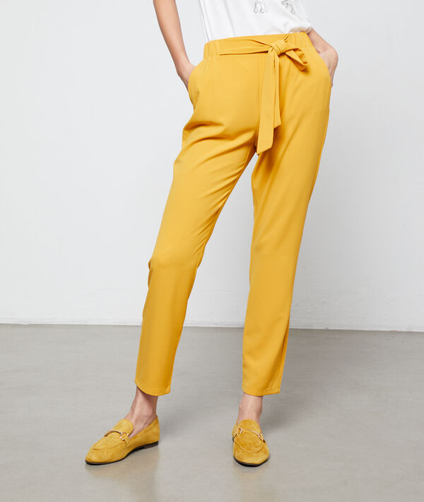 Pantalón de talle alto anudado Pantalón de talle alto anudado