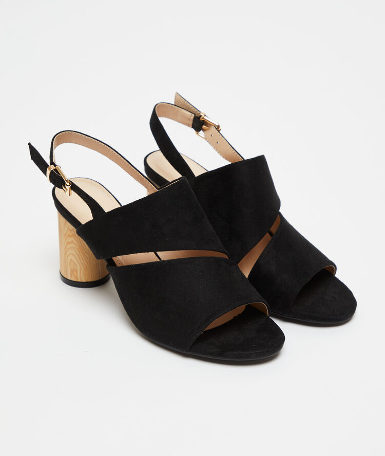 Sandalias de talón efecto ante negro.